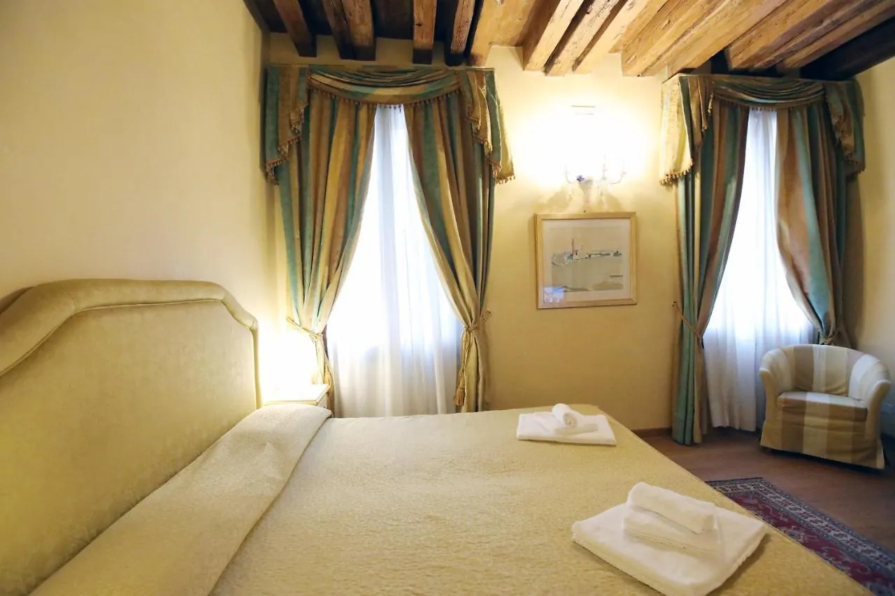 Alla Vigna Venise 2*,